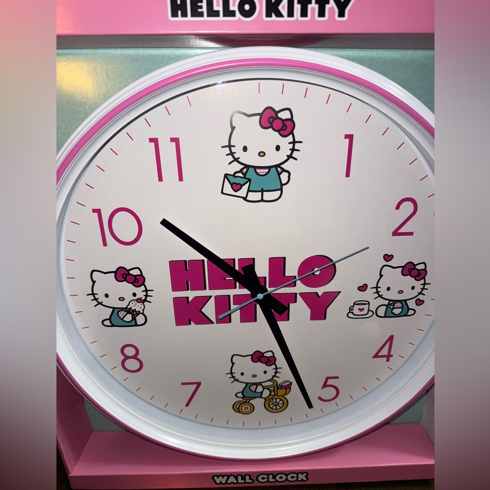 18” Hello Kitty Pink and White Wall Clock